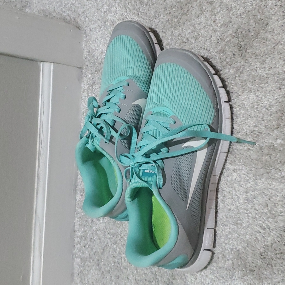 Nike Free Women's Size 8